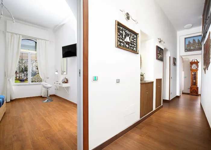 فندق مبيت وإفطار La Terrazza 38 4*